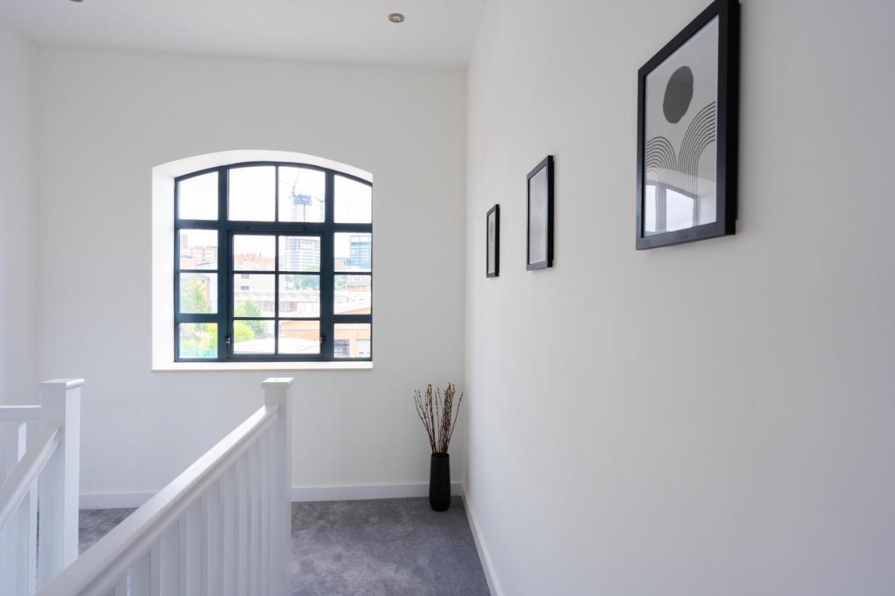 Stunning Townhouse With Pool Table Vila Birmingham Exterior foto